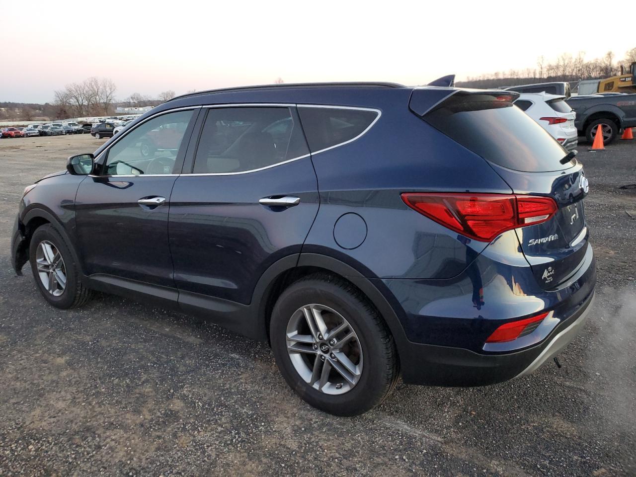 2017 HYUNDAI SANTA FE S - Image 2
