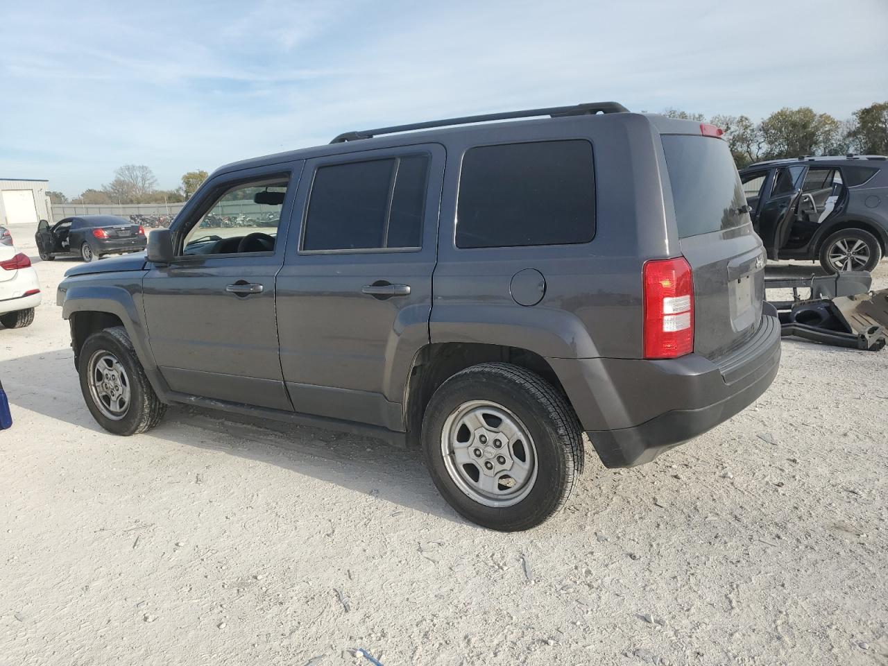 2017 JEEP PATRIOT SP - Image 2