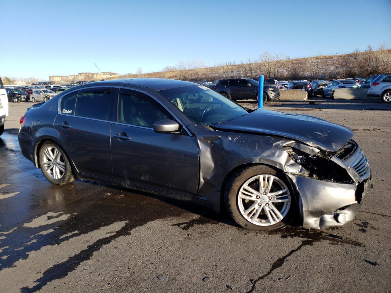 2012 INFINITI G37 - Image 4