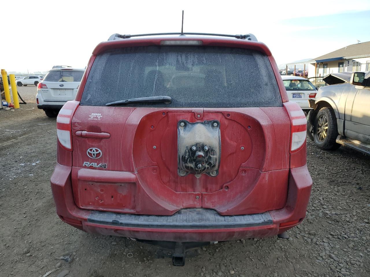 2011 TOYOTA RAV4 - Фото 6