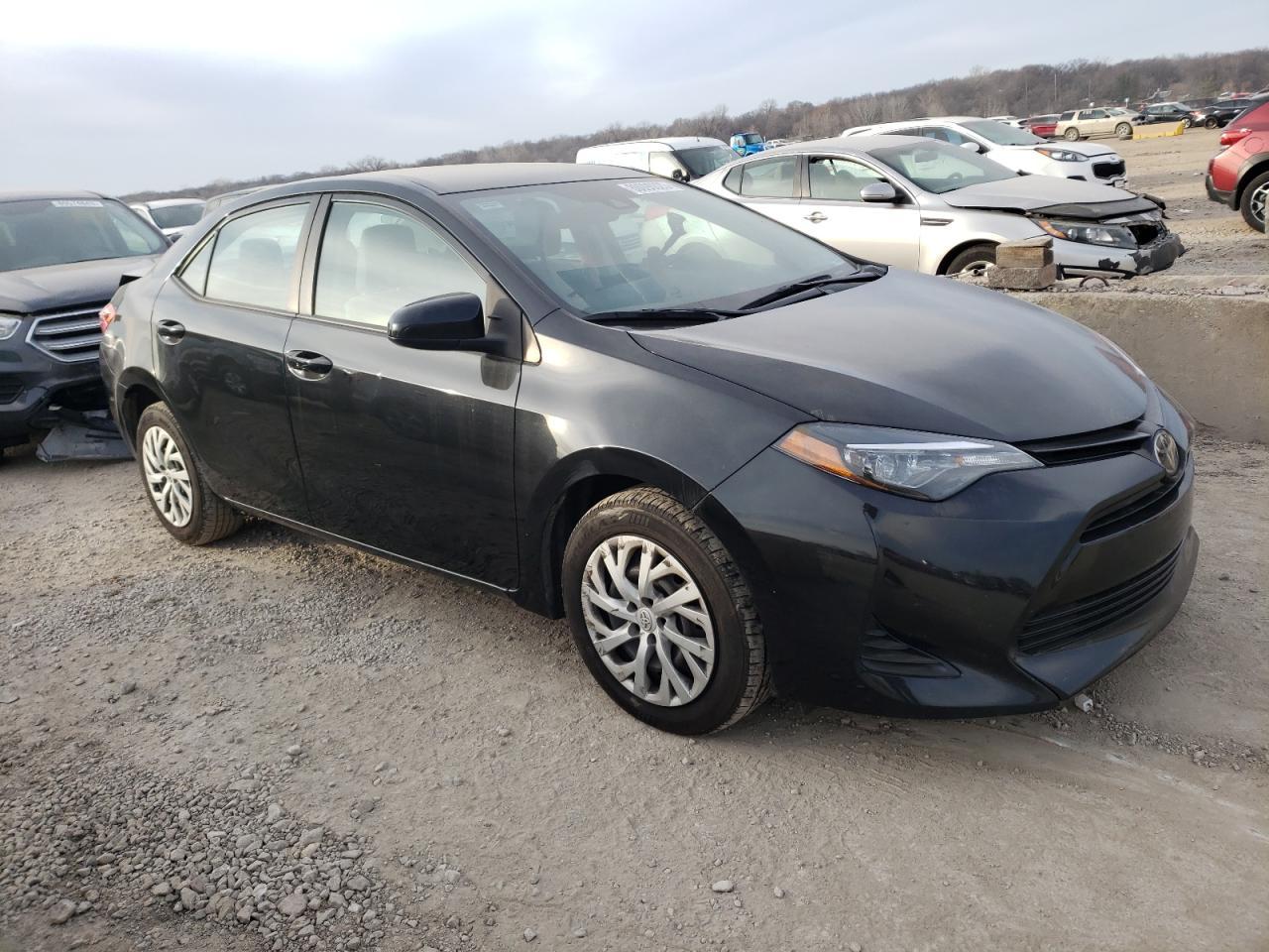 2019 TOYOTA COROLLA L - Фото 4