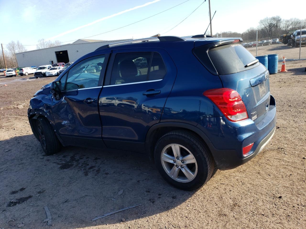 2019 CHEVROLET TRAX 1LT - Фото 2