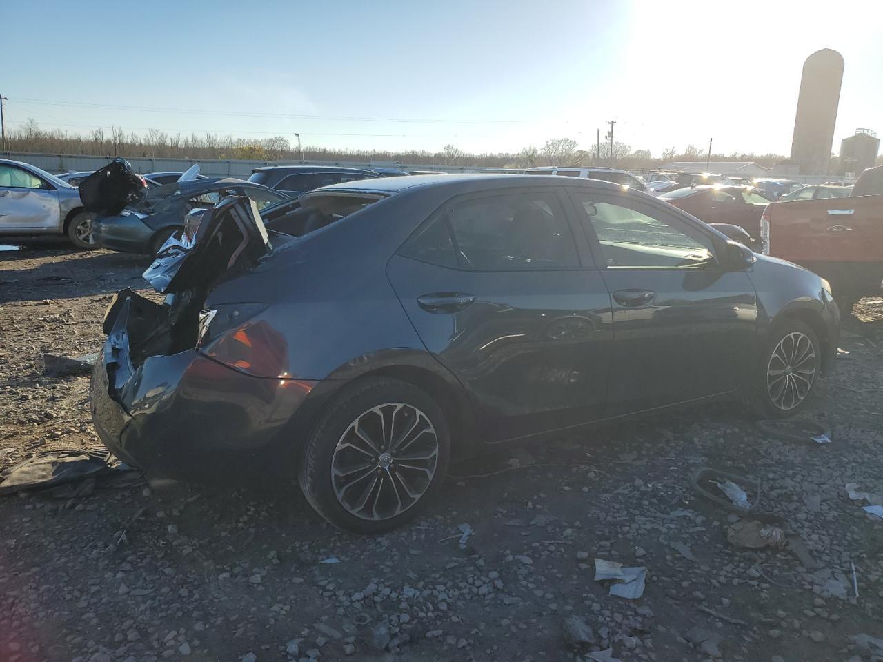 2015 TOYOTA COROLLA L - Image 3