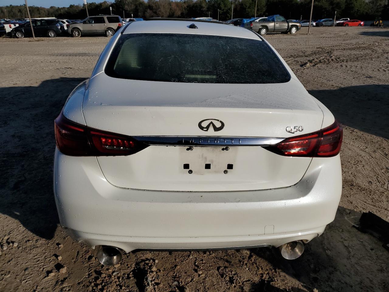 2018 INFINITI Q50 LUXE - Фото 6