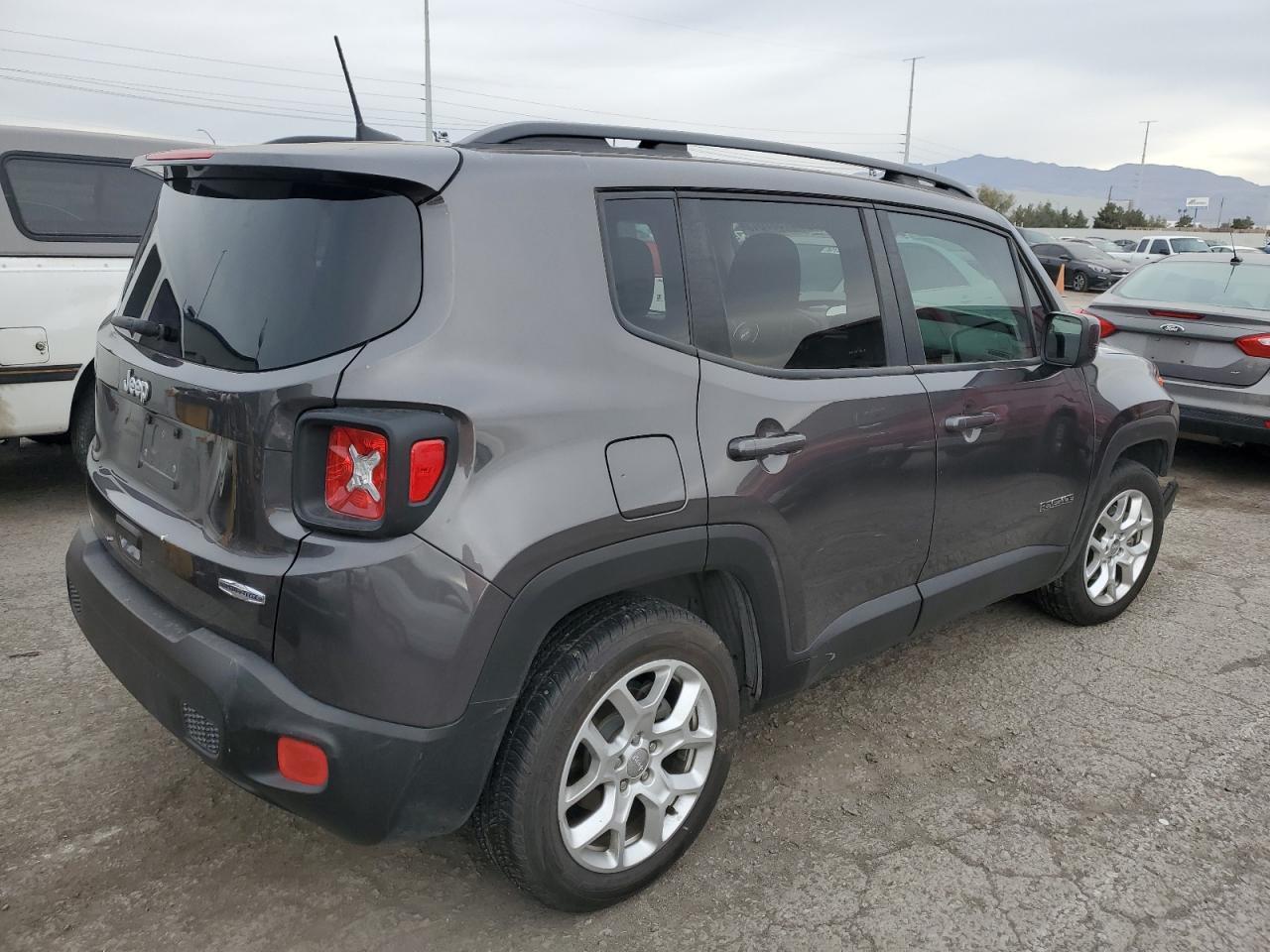 2018 JEEP RENEGADE L - Фото 3