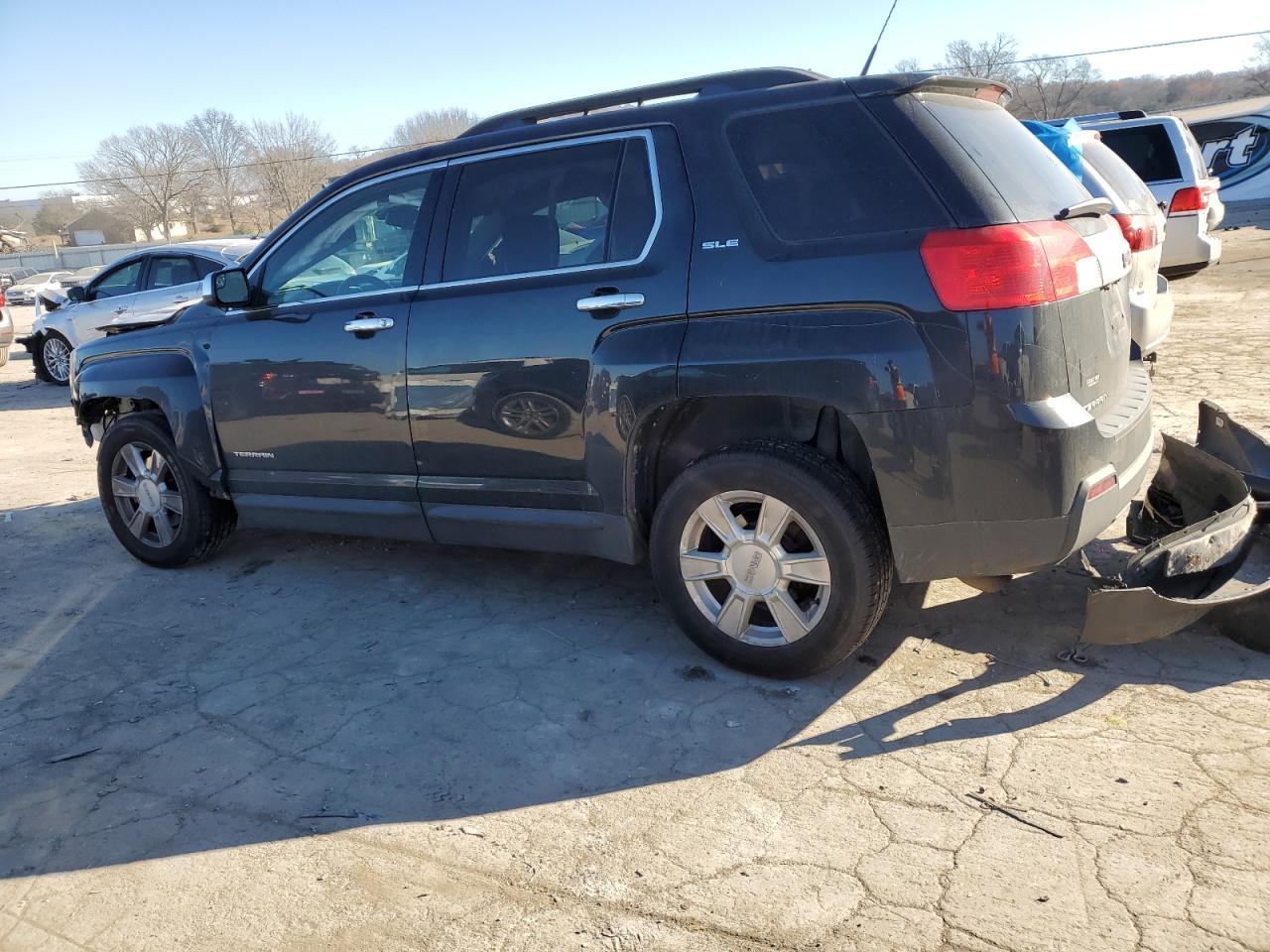 2012 GMC TERRAIN SL - Image 2