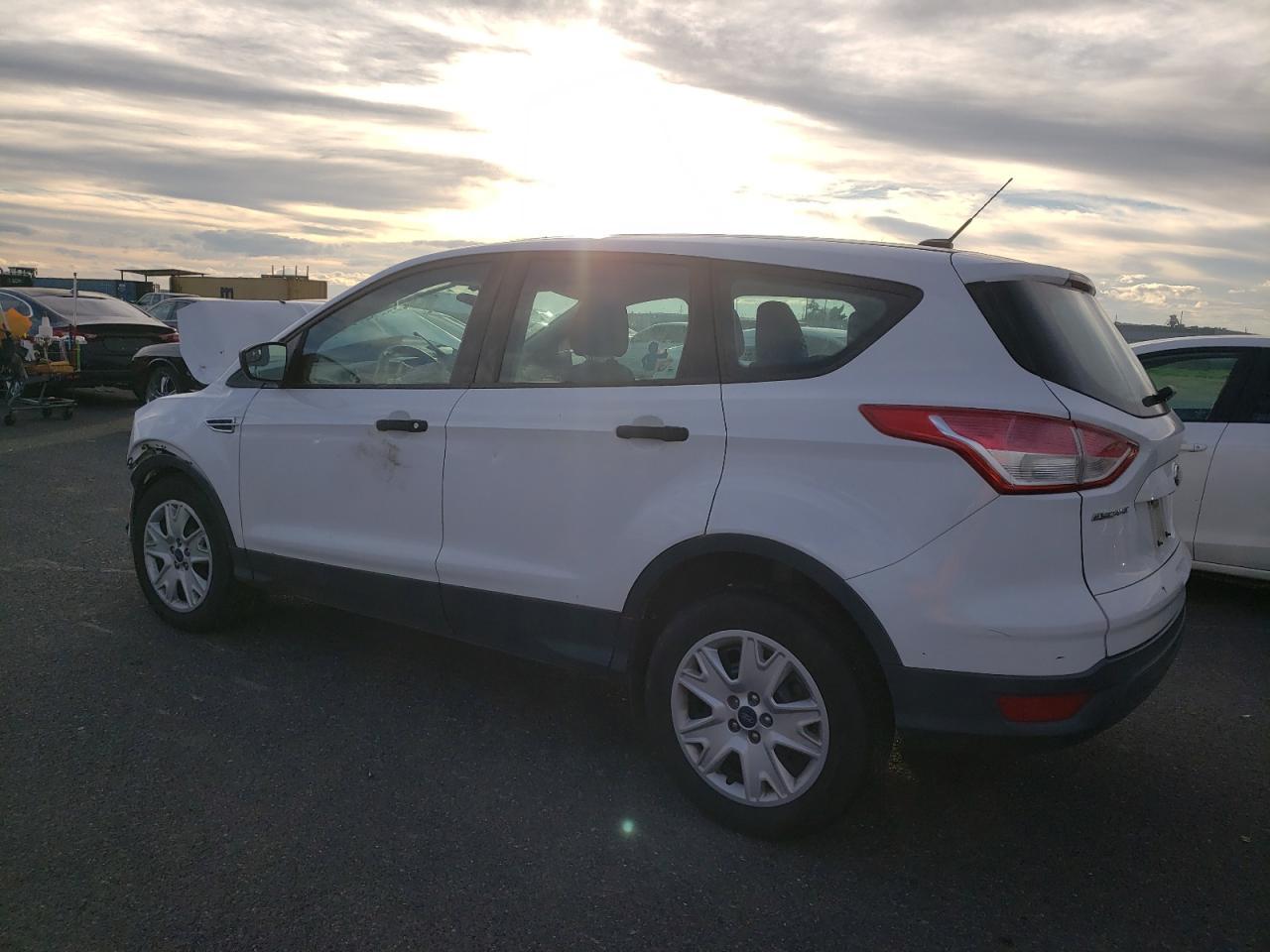 2015 FORD ESCAPE S - Image 2