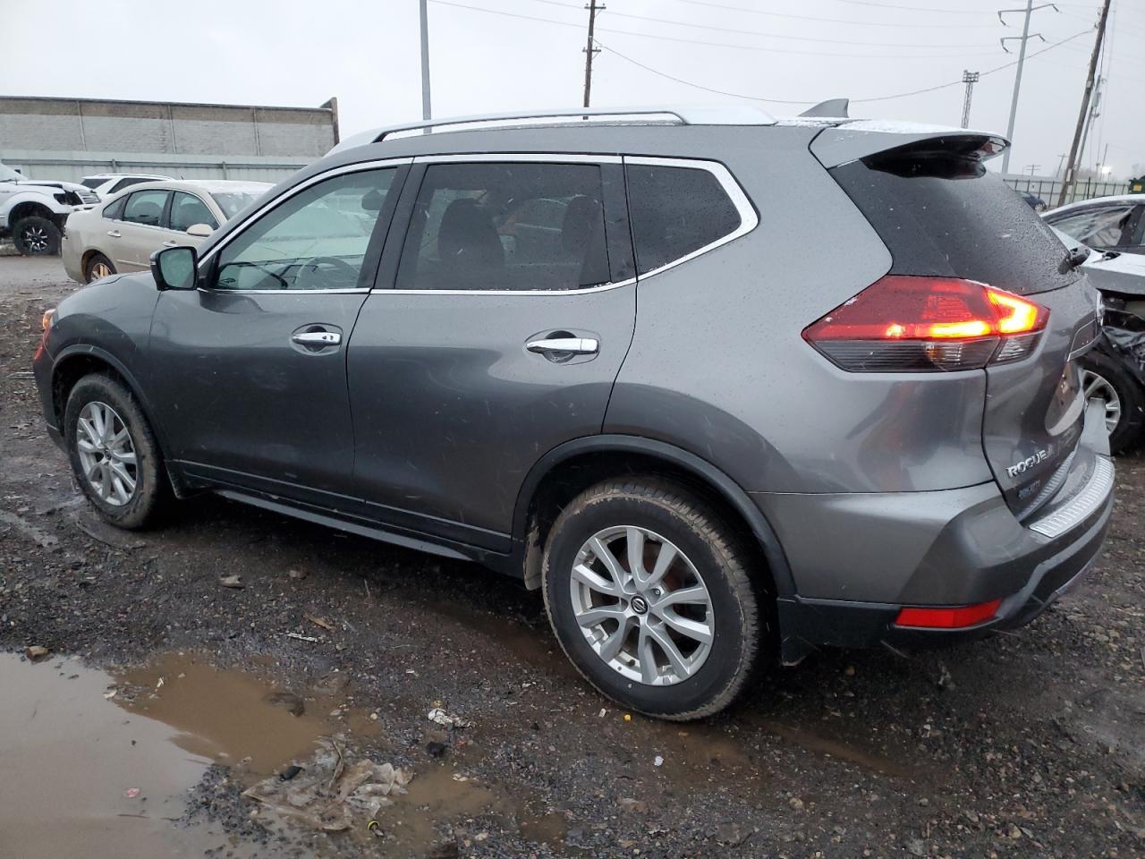 2018 NISSAN ROGUE S - Фото 2