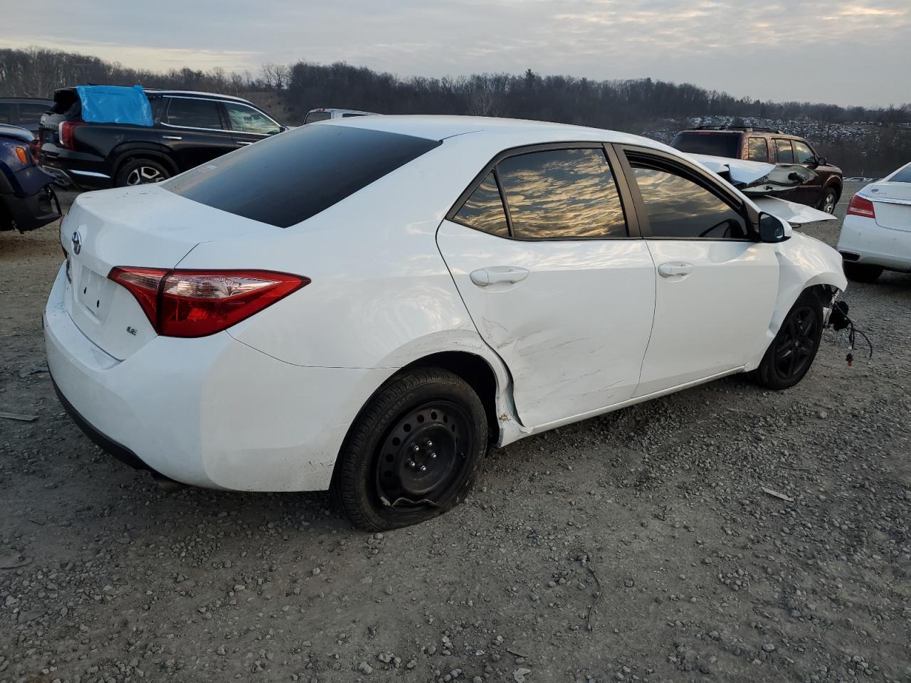 2018 TOYOTA COROLLA L - Image 3
