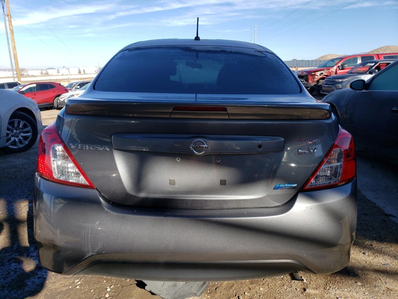 2016 NISSAN VERSA S - Фото 6