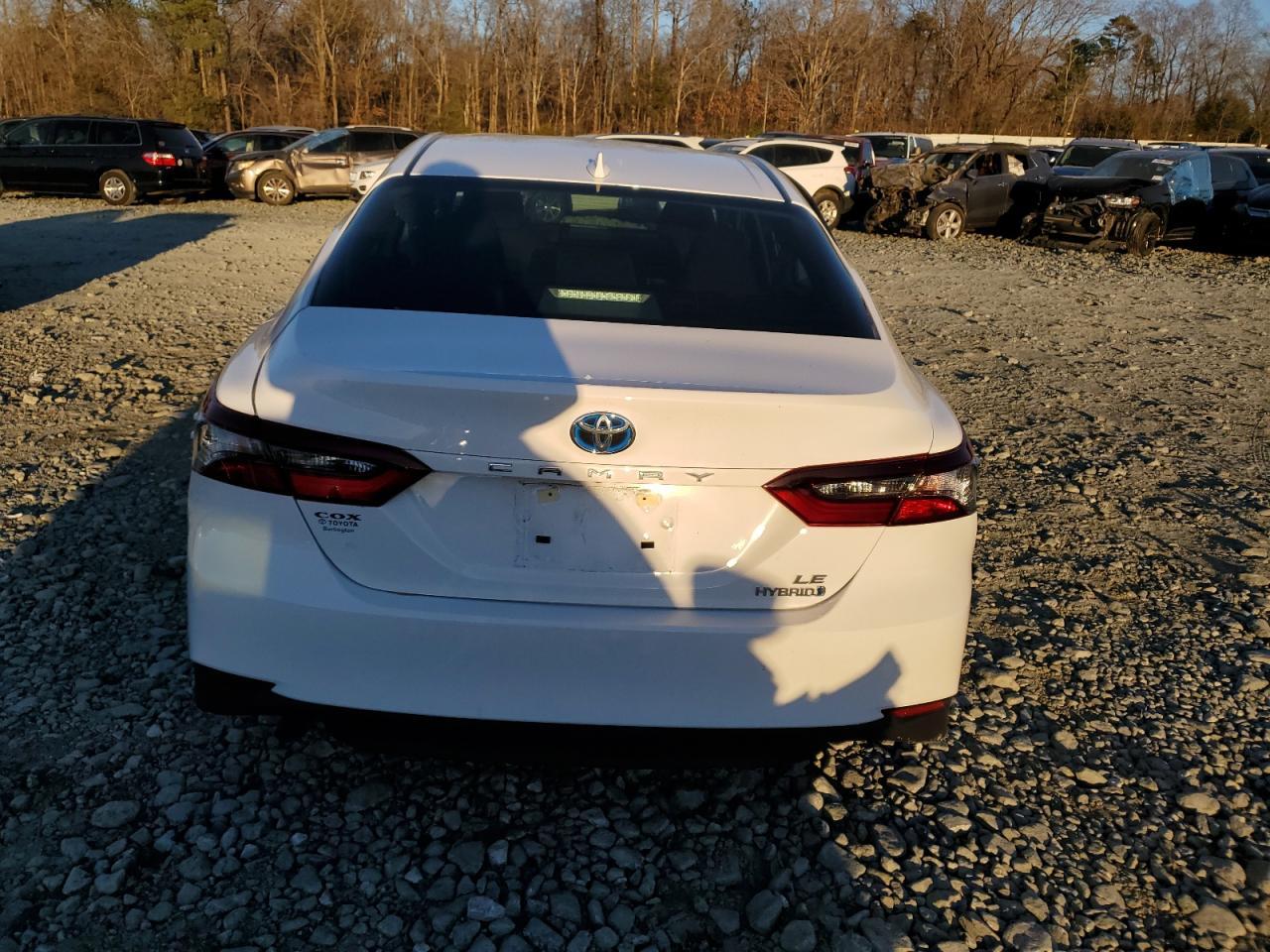 2024 TOYOTA CAMRY LE - Image 6