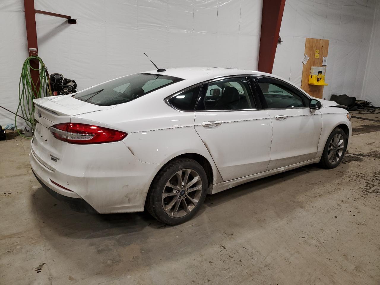 2020 FORD FUSION TIT - Image 3
