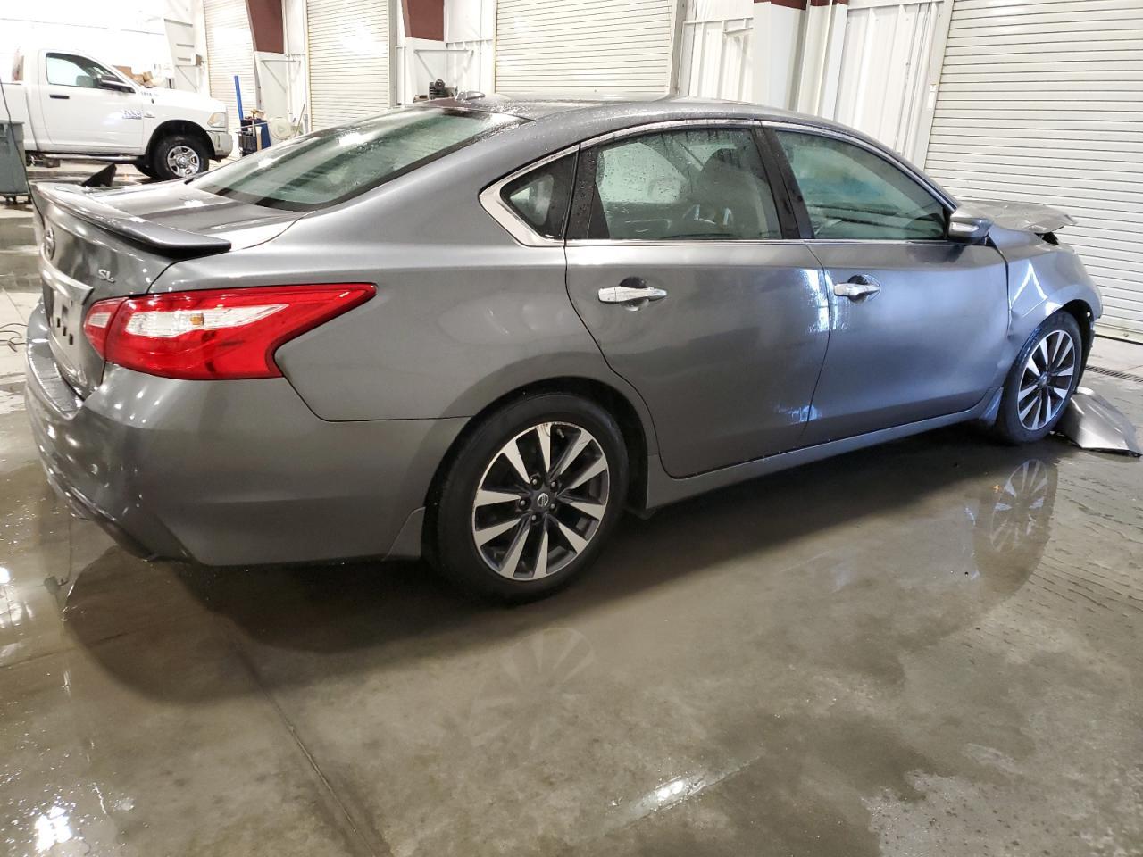 2017 NISSAN ALTIMA 2.5 - Image 3
