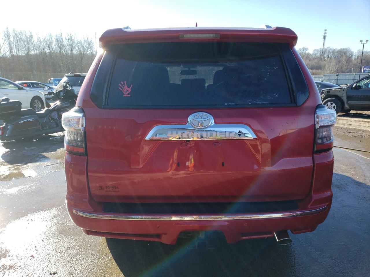 2018 TOYOTA 4RUNNER SR - Image 6