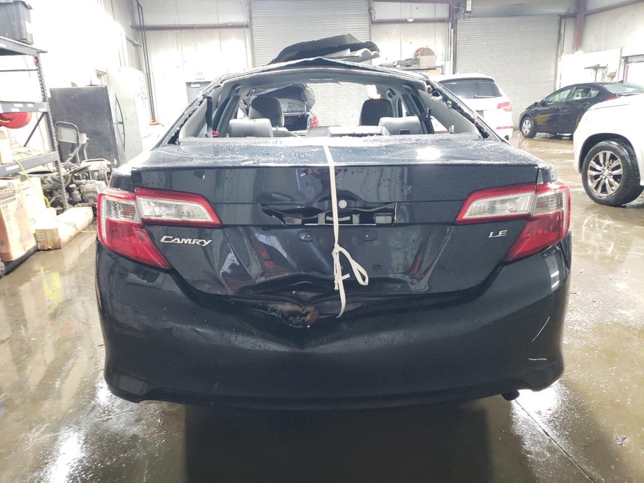2014 TOYOTA CAMRY L - Фото 6