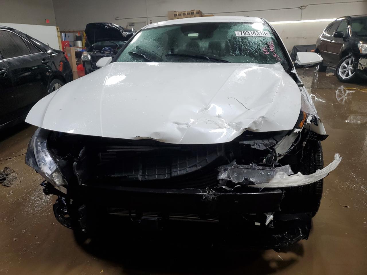 2022 HYUNDAI ELANTRA SE - Фото 5