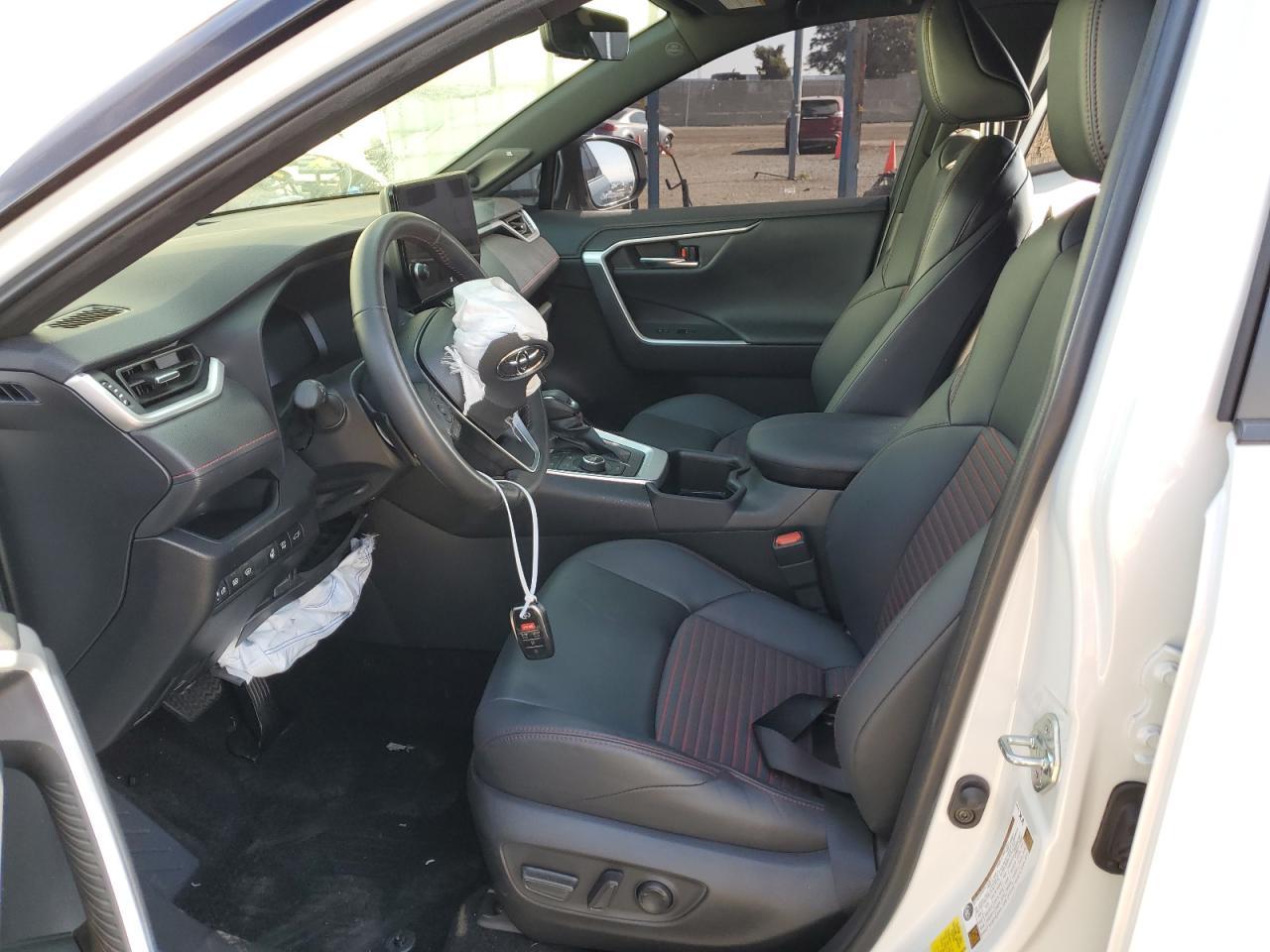 2023 TOYOTA RAV4 PRIME - Фото 7