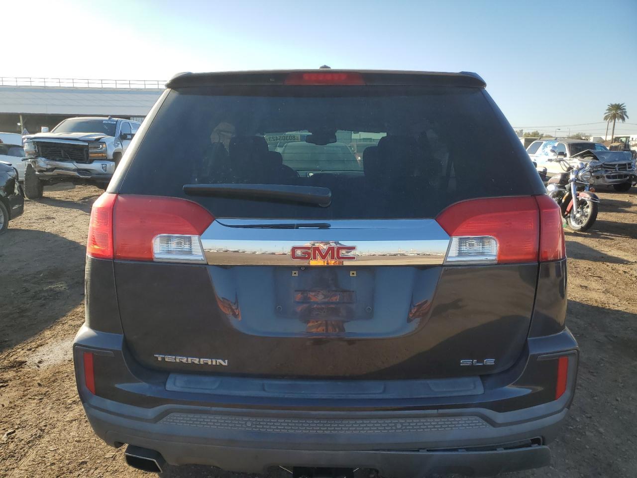 2016 GMC TERRAIN SL - Image 6