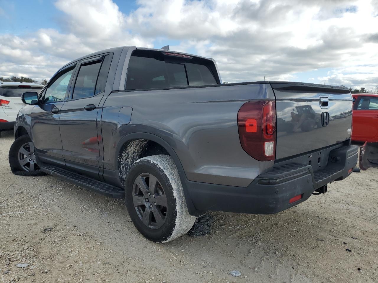 2020 HONDA RIDGELINE - Фото 2