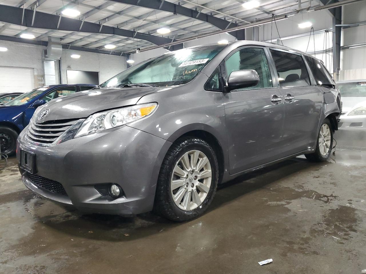 2015 TOYOTA SIENNA XLE car image