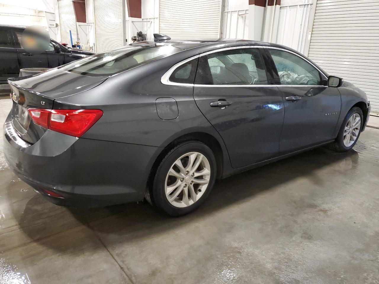 2017 CHEVROLET MALIBU LT - Image 3