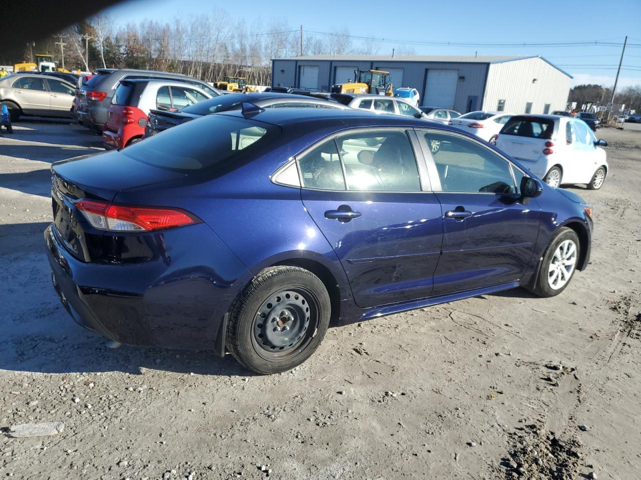 2021 TOYOTA COROLLA LE - Фото 3
