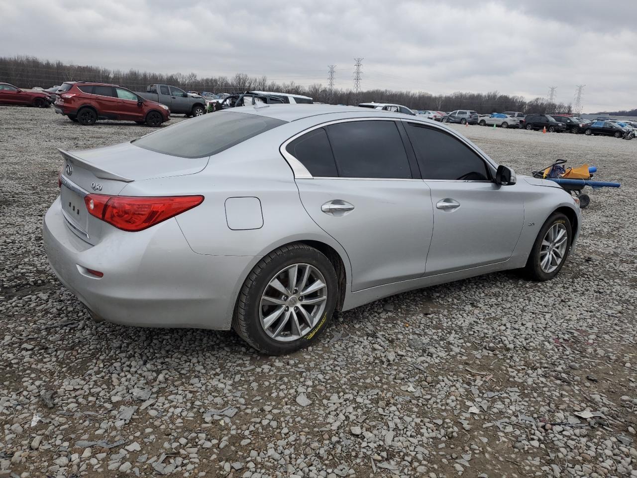 2016 INFINITI Q50 BASE - Фото 3
