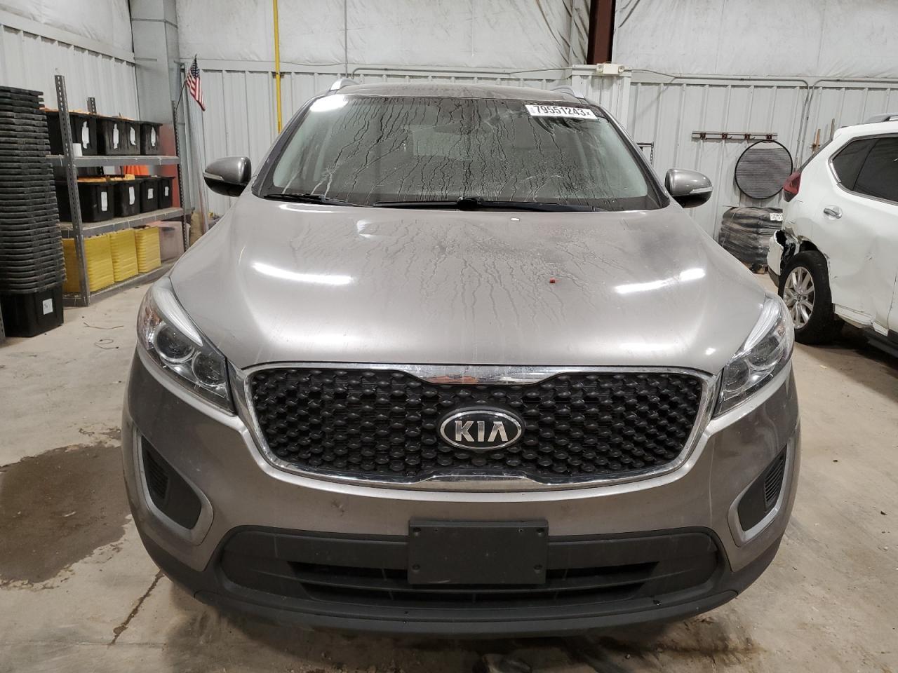 2017 KIA SORENTO LX - Фото 5