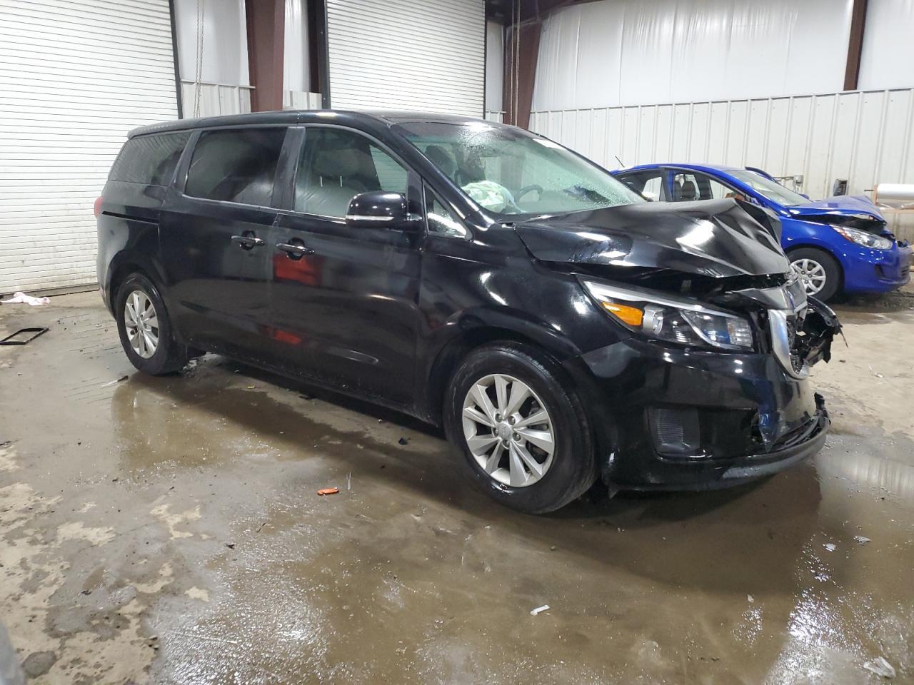 2017 KIA SEDONA LX - Фото 4