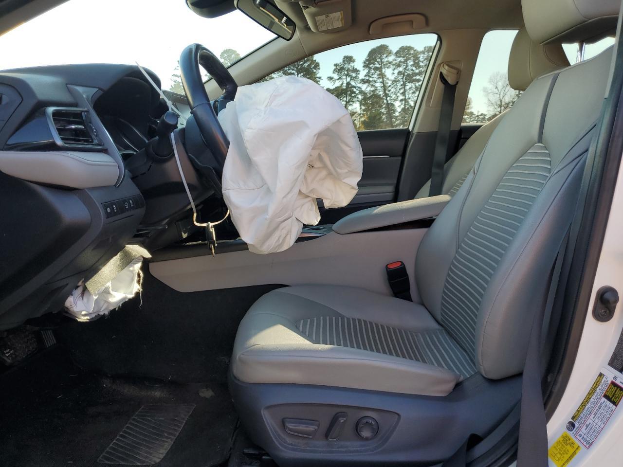 2021 TOYOTA CAMRY SE - Image 7