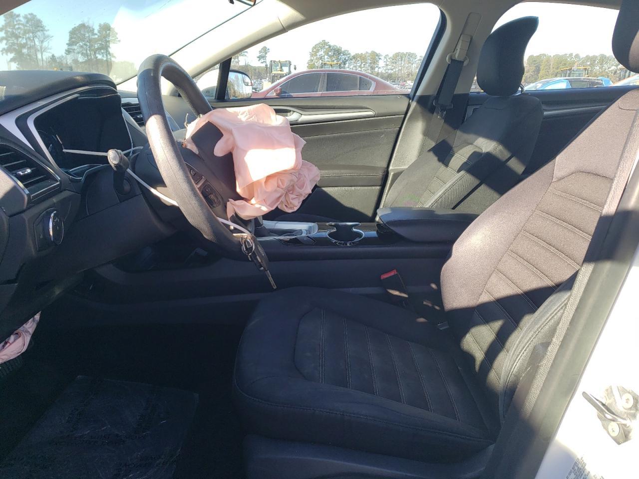 2014 FORD FUSION SE - Image 7