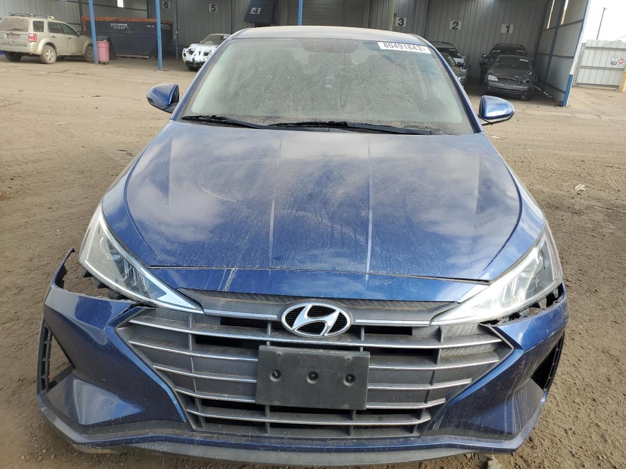 2019 HYUNDAI ELANTRA SE - Фото 5