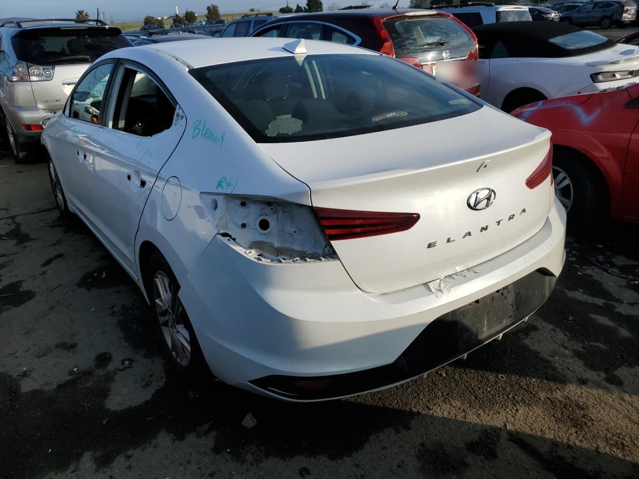 2019 HYUNDAI ELANTRA SE - Фото 2