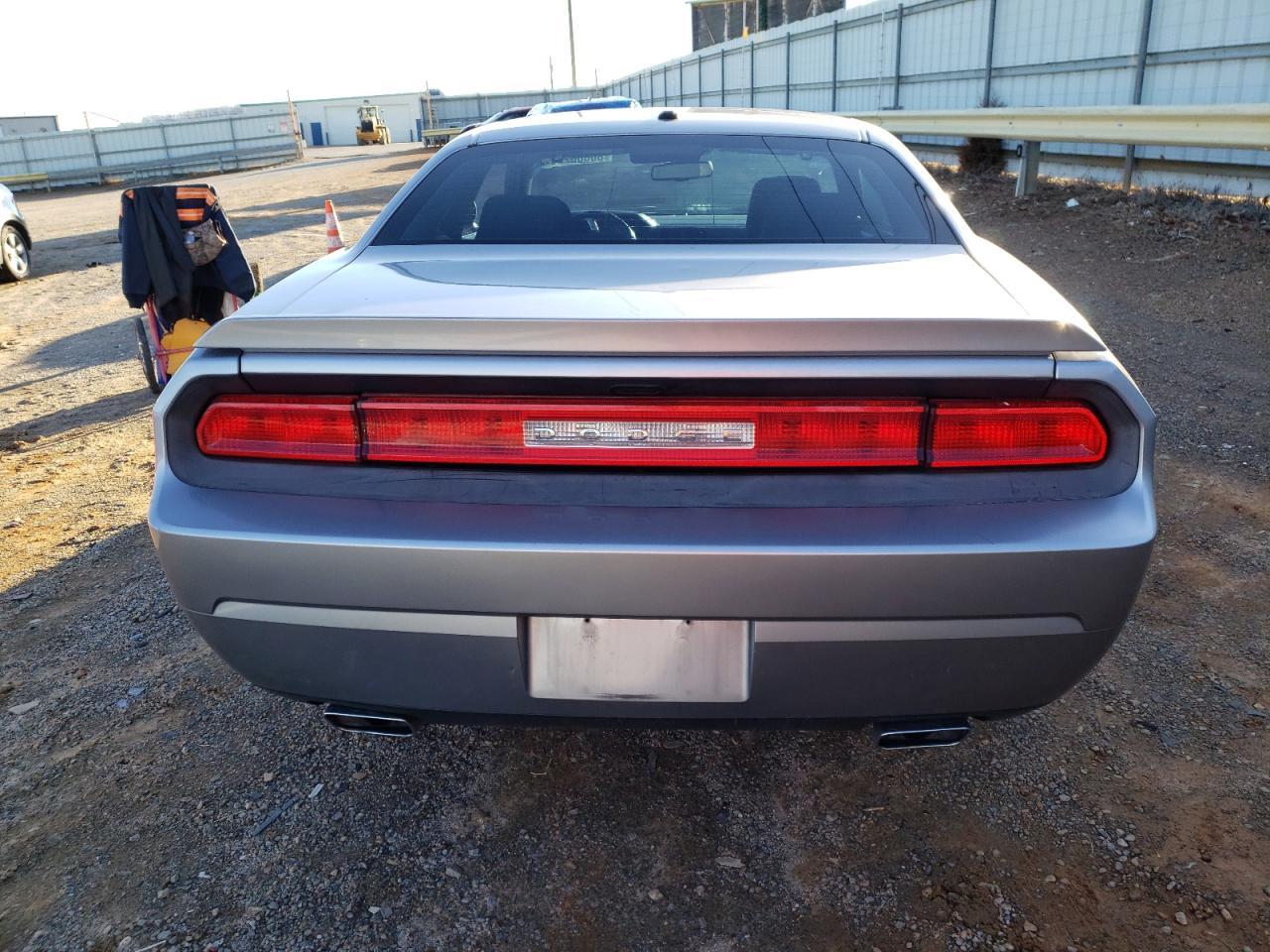 2013 DODGE CHALLENGER - Image 6