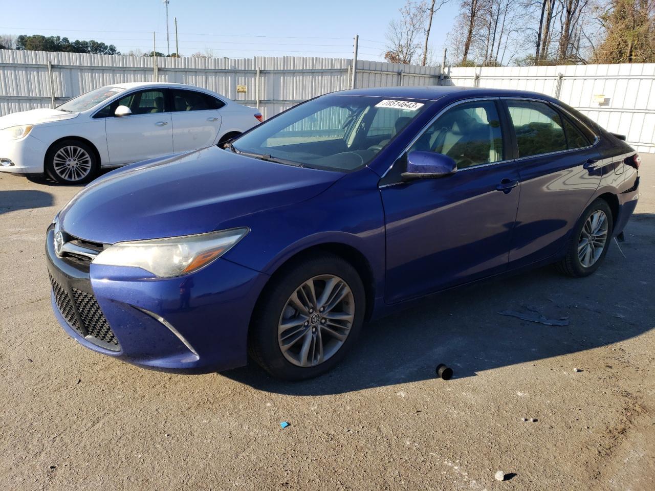 2016 TOYOTA CAMRY LE car image