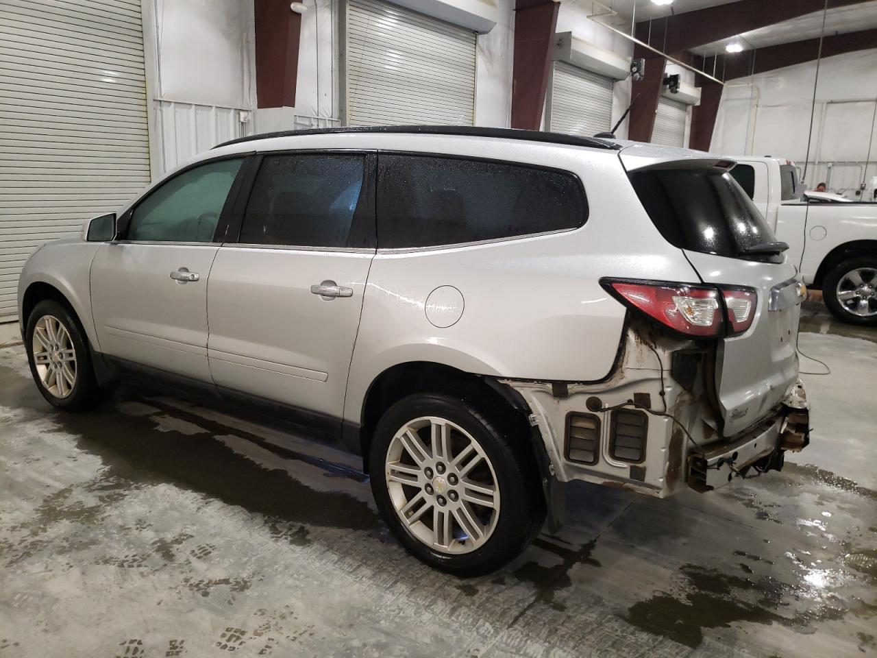 2015 CHEVROLET TRAVERSE L - Image 2