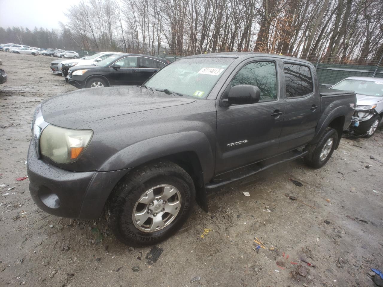 2011 TOYOTA TACOMA DOU car image