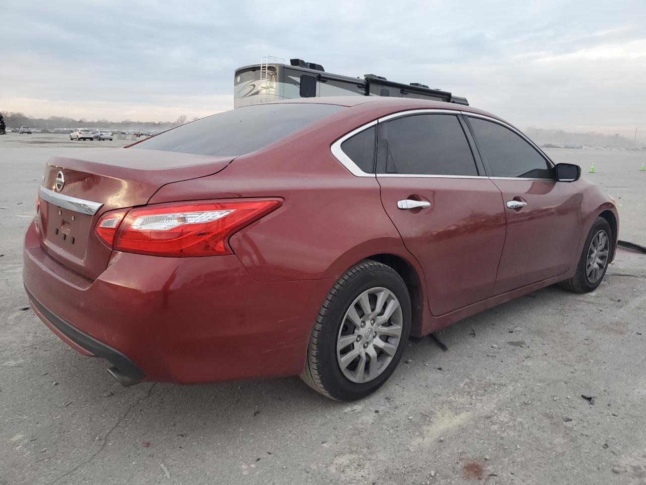 2017 NISSAN ALTIMA 2.5 - Фото 3