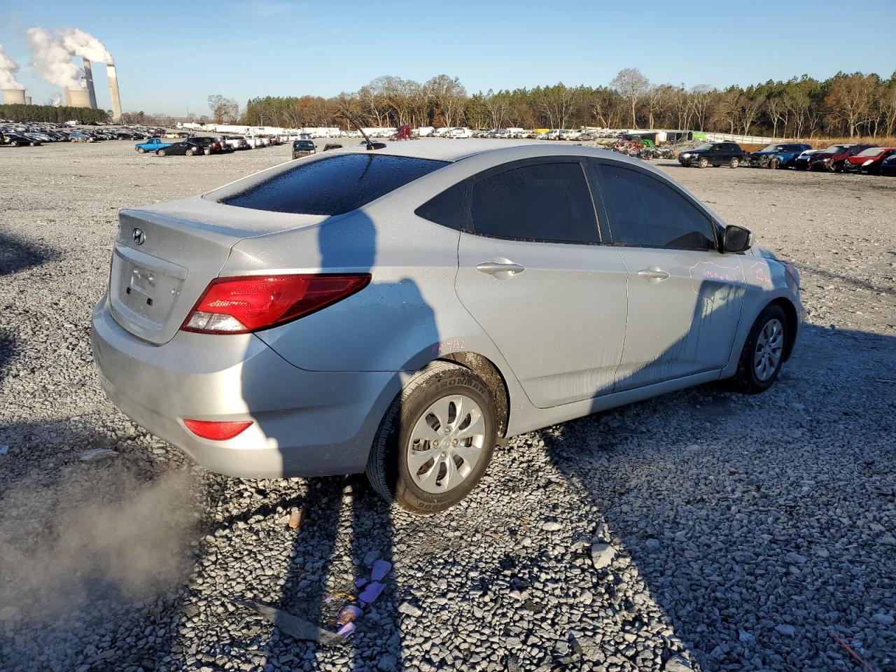 2015 HYUNDAI ACCENT GLS - Image 3