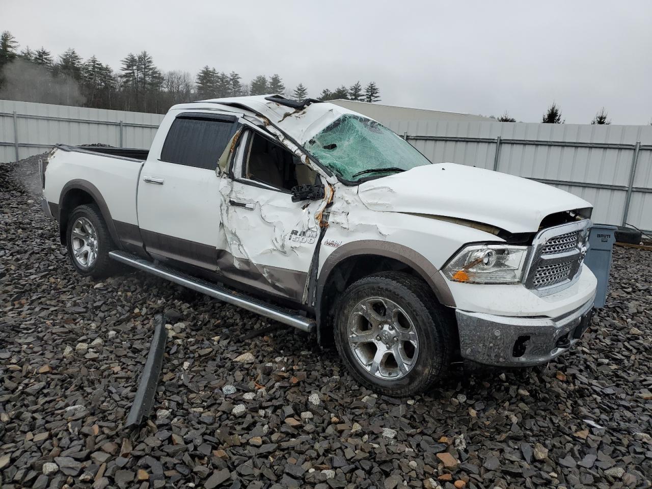 2017 RAM 1500 LARAM - Image 4