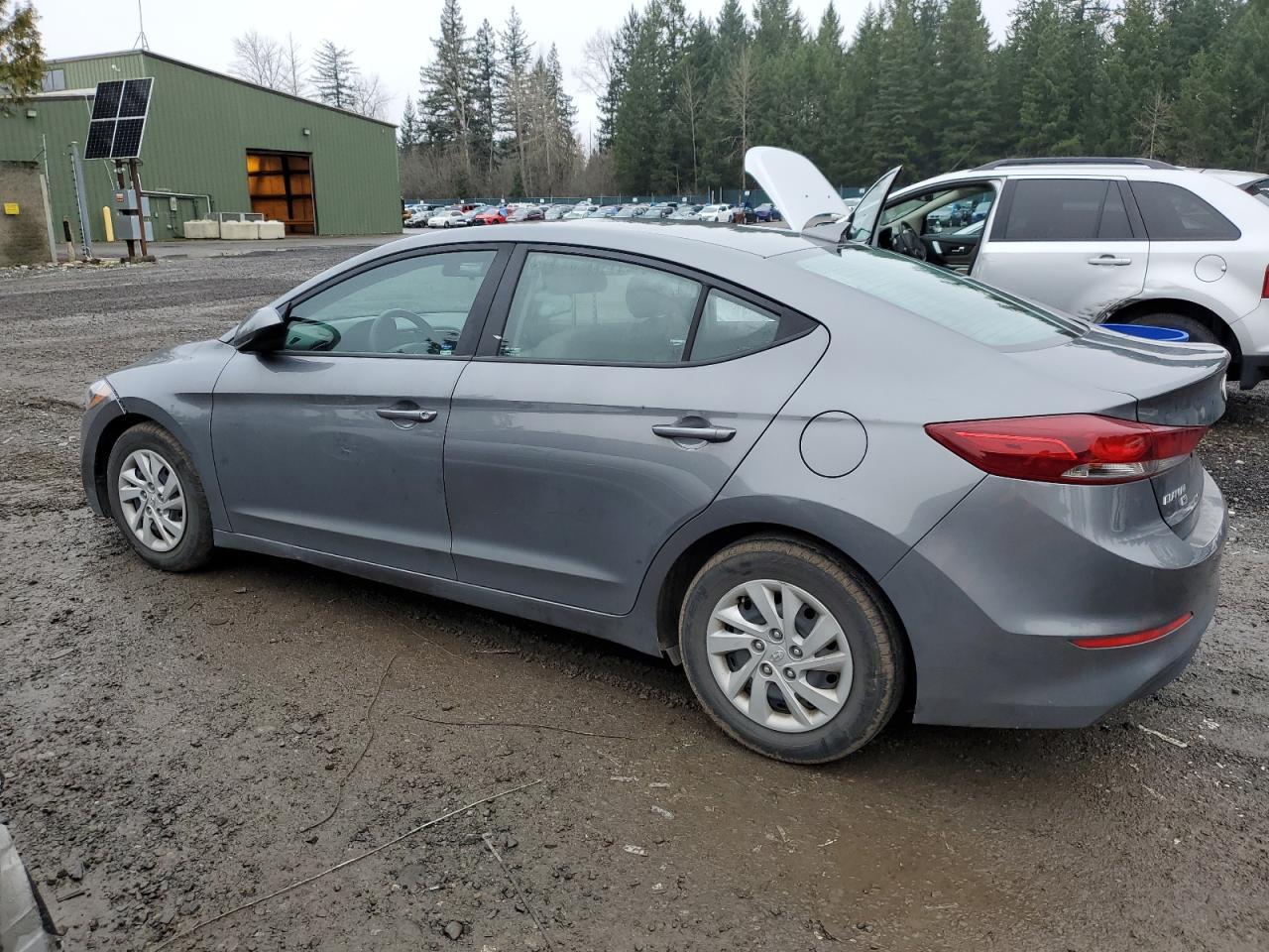 2018 HYUNDAI ELANTRA SE - Image 2