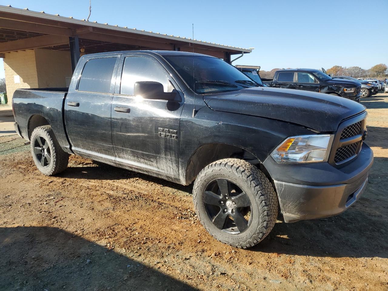2014 RAM 1500 ST - Фото 4