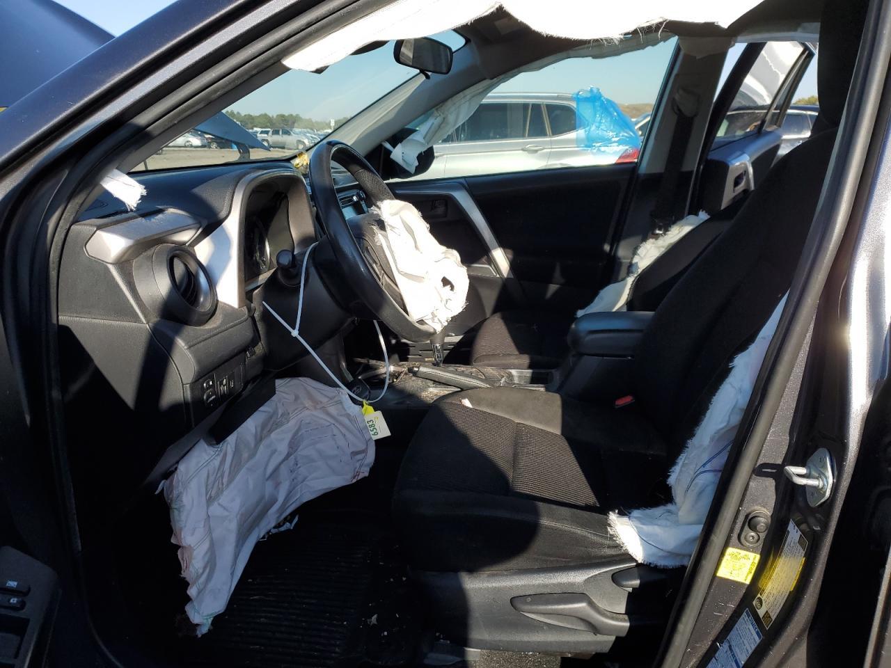 2018 TOYOTA RAV4 LE - Image 7