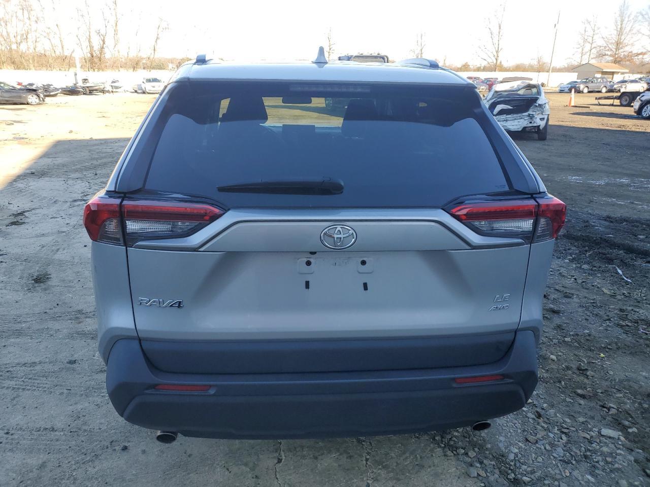 2021 TOYOTA RAV4 LE - Image 6