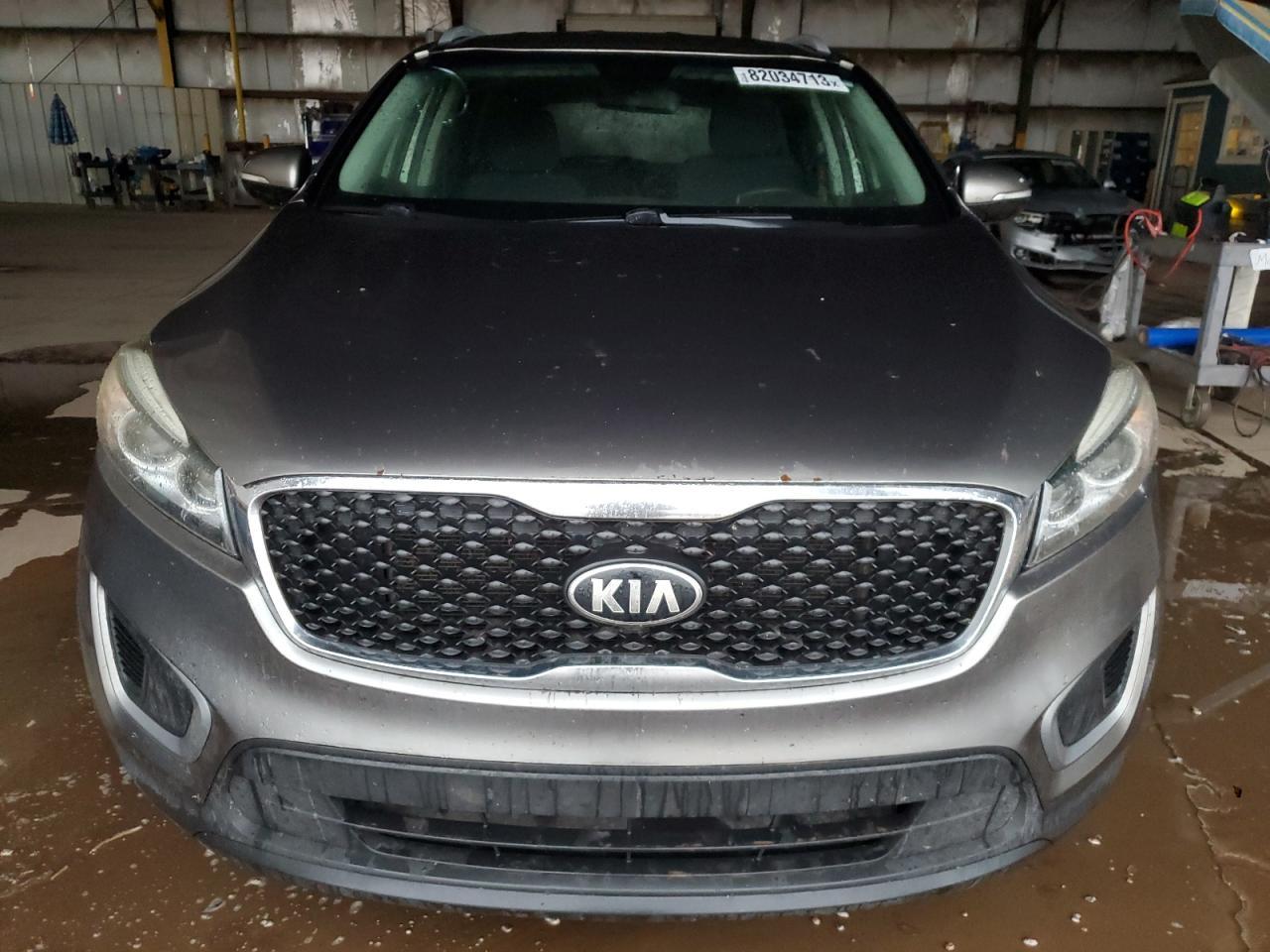 2016 KIA SORENTO LX - Image 5
