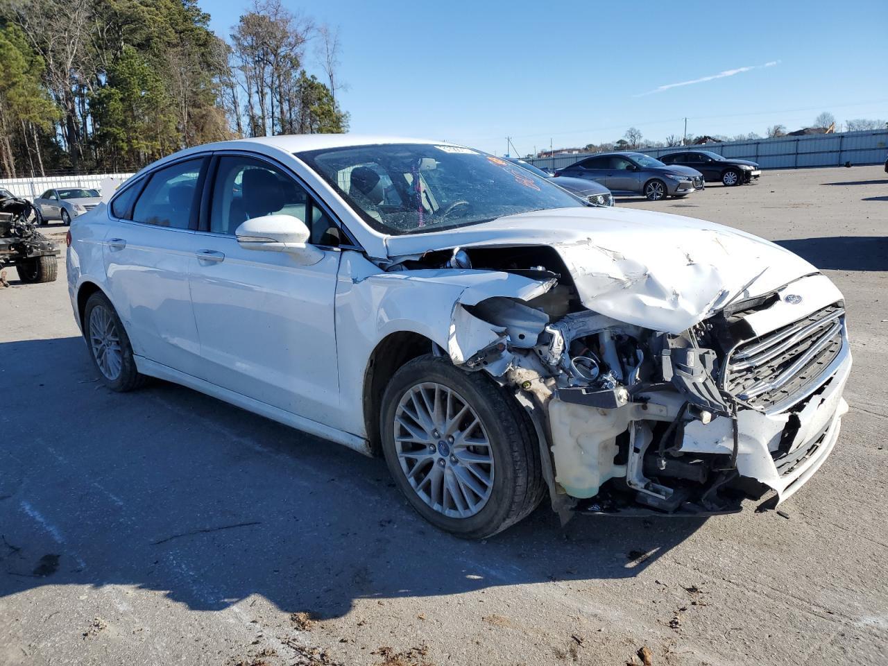 2013 FORD FUSION SE - Image 4