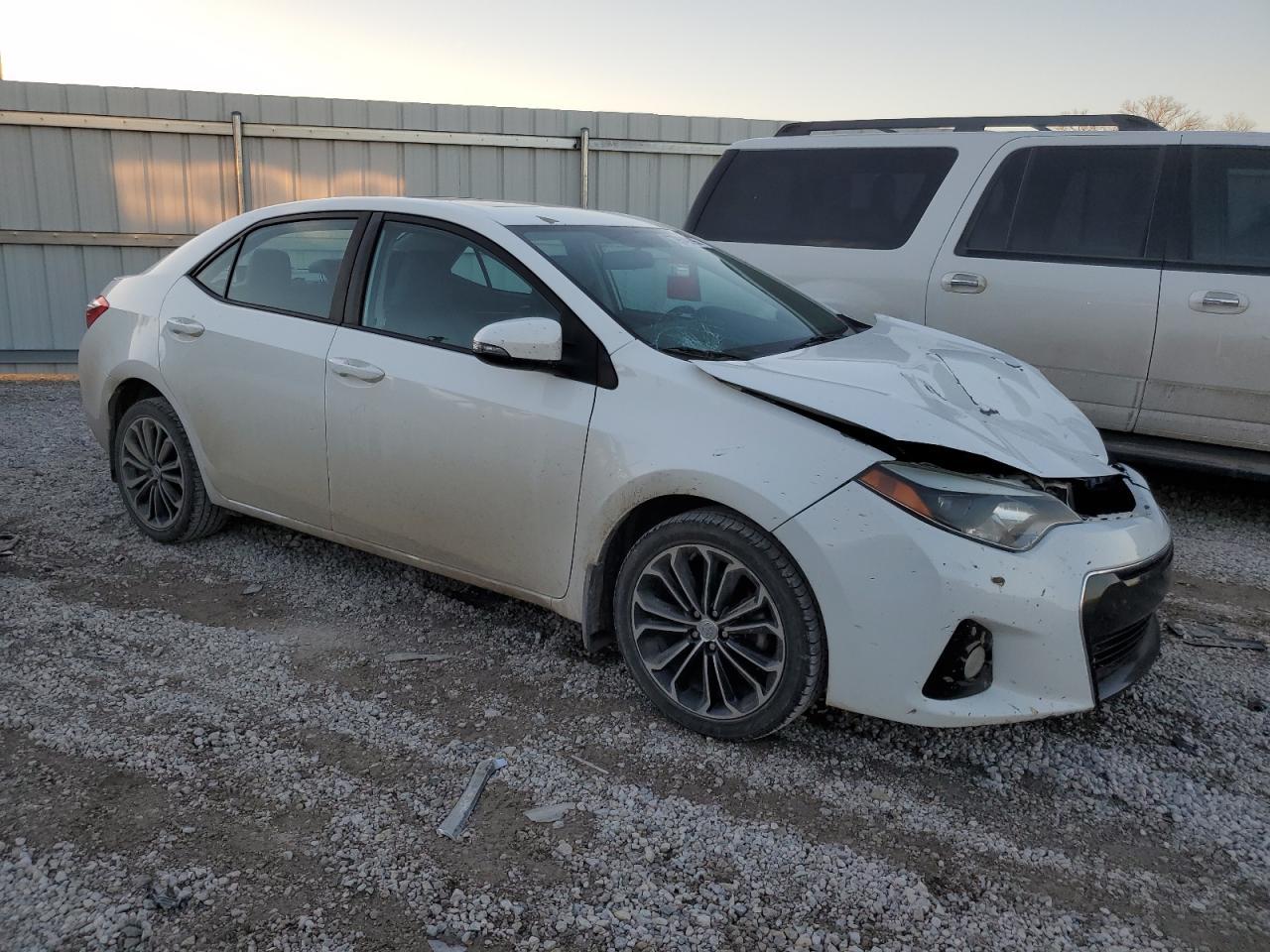 2014 TOYOTA COROLLA L - Image 4