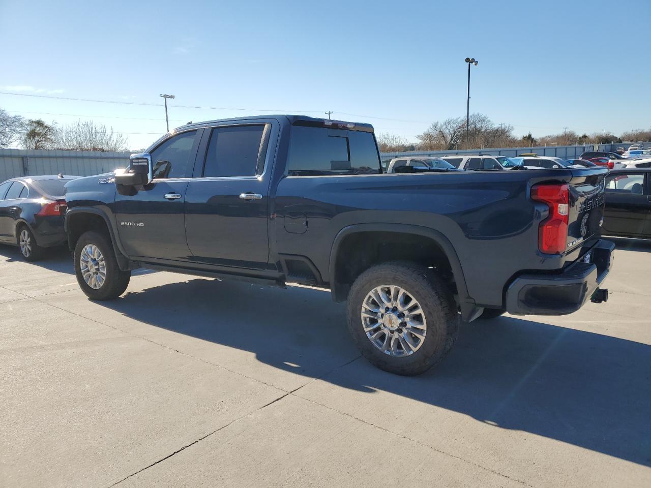 2021 CHEVROLET SILVERADO - Фото 2
