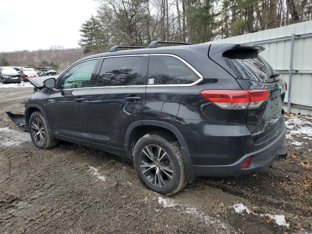 2018 TOYOTA HIGHLANDER - Фото 2