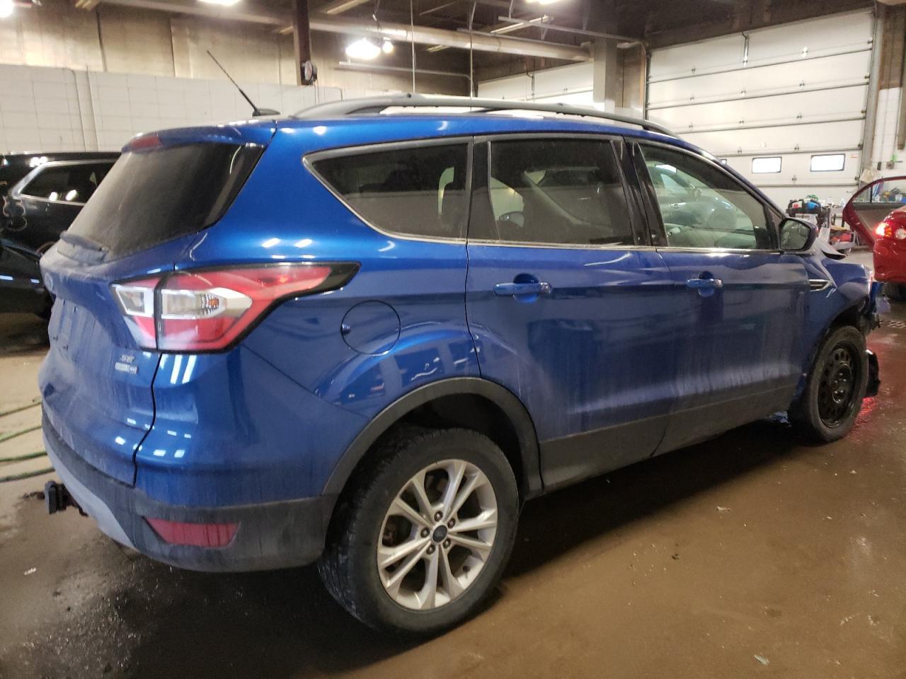 2017 FORD ESCAPE SE - Image 3
